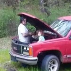 Meet your Posher, Derek